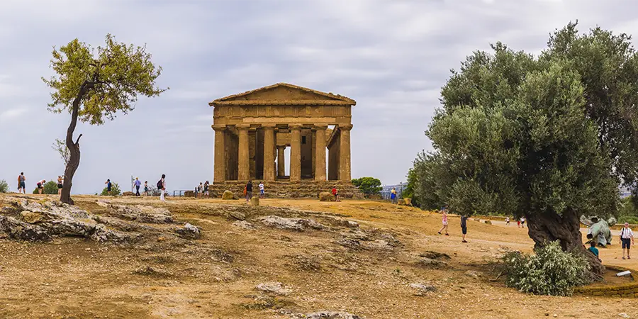 Agrigento, Panoramic photo of tourists in the Valley of the Temples (Valle dei Templi), Temple of Concor